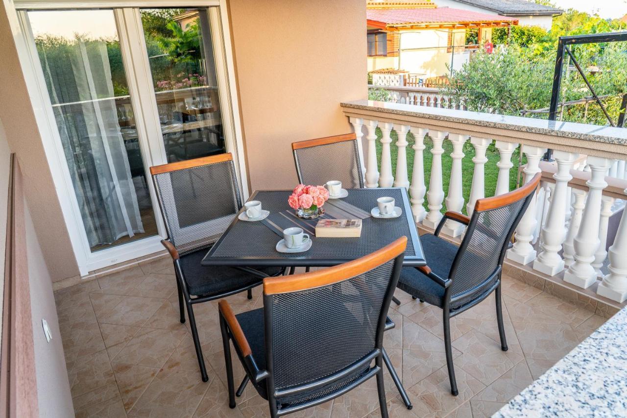 Apartment Suncica Pula Ngoại thất bức ảnh