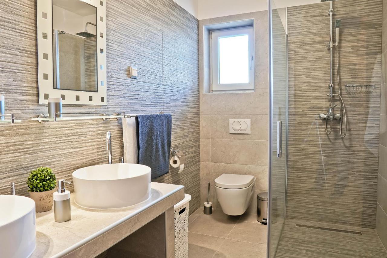 Apartment Suncica Pula Ngoại thất bức ảnh