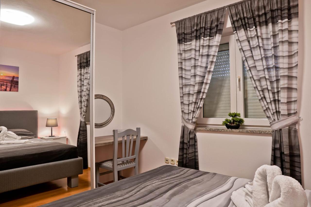 Apartment Suncica Pula Ngoại thất bức ảnh