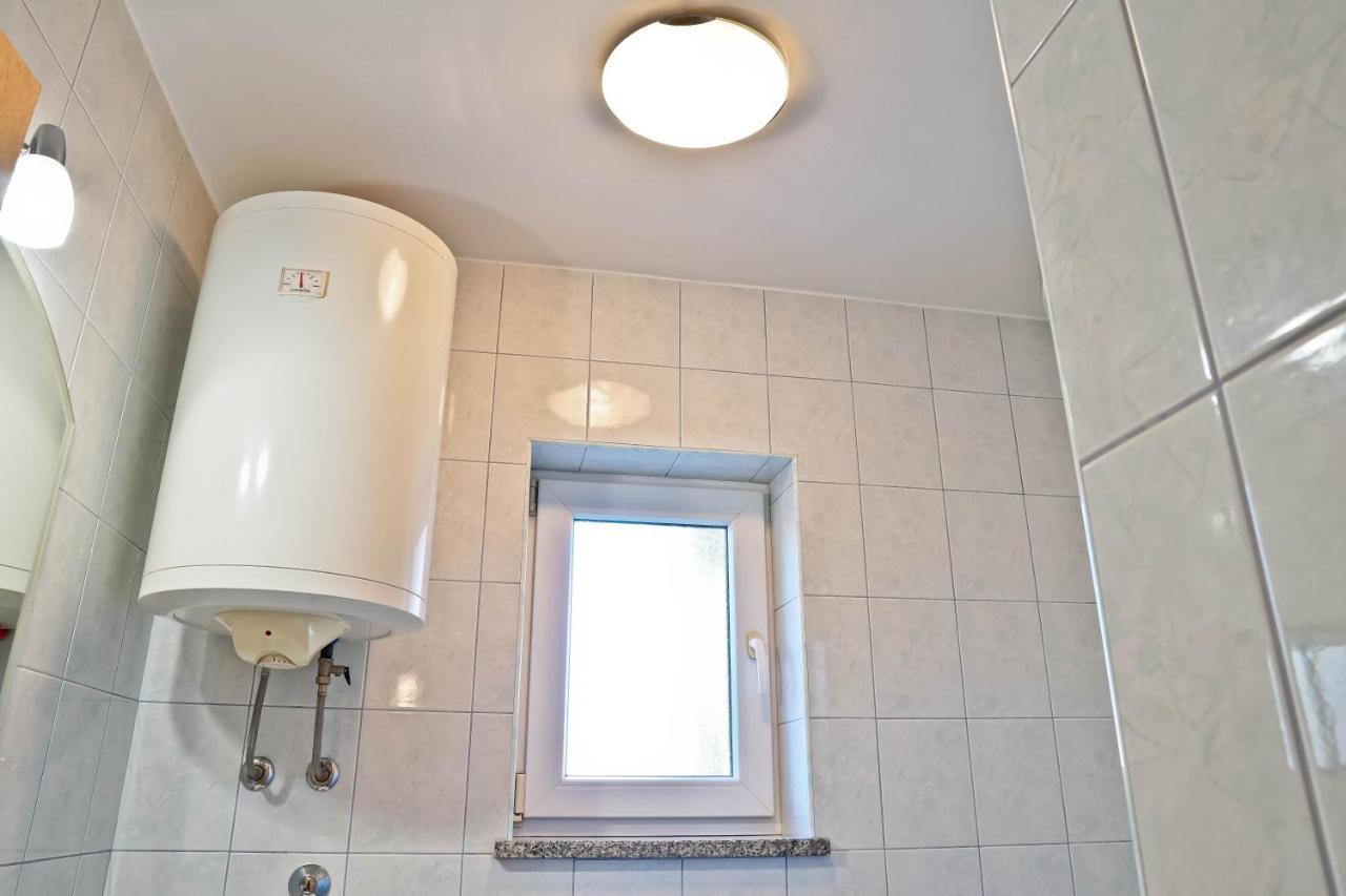 Apartment Suncica Pula Ngoại thất bức ảnh